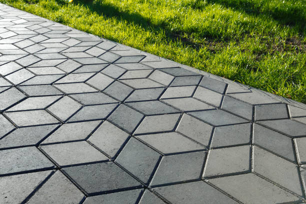 Best Driveway Resurfacing Pavers  in Lynnville, IN