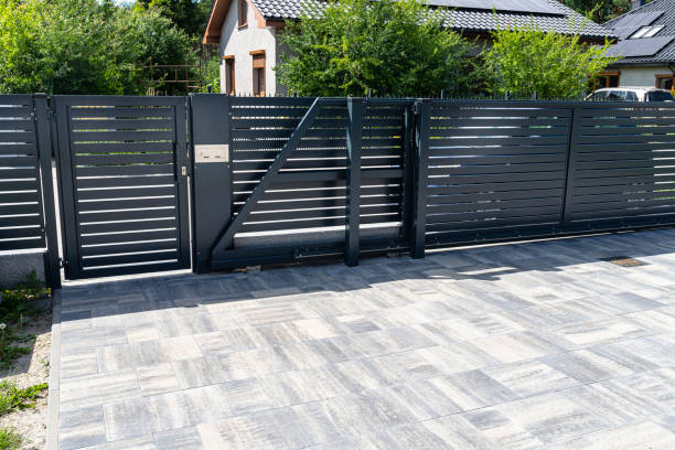 Best Affordable Driveway Pavers  in Lynnville, IN
